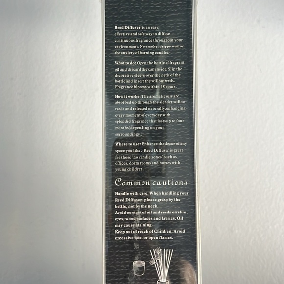 Fragrance diffuser with rattan reeds NIB. - Picture 6 of 6